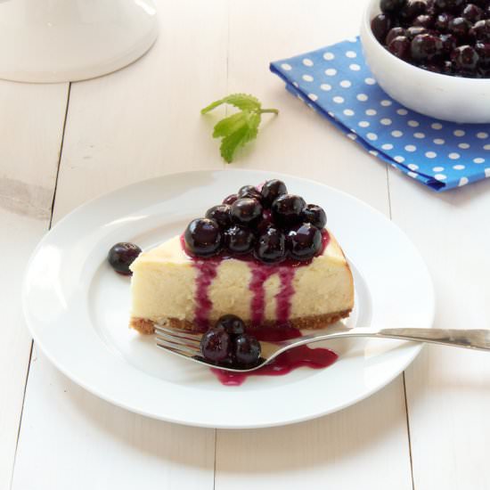 Cheesecake With Blueberry Filling
