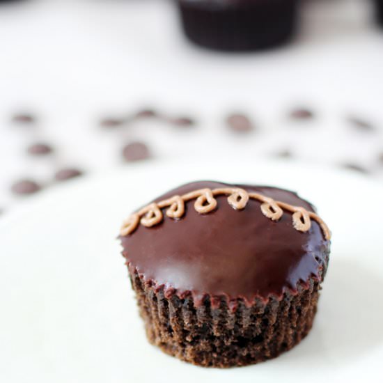 Faux Chocolate Hostess Cupcakes