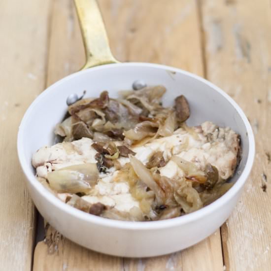 Mackerel with Olives and Onions