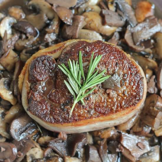 Filet Mignon with Mushrooms