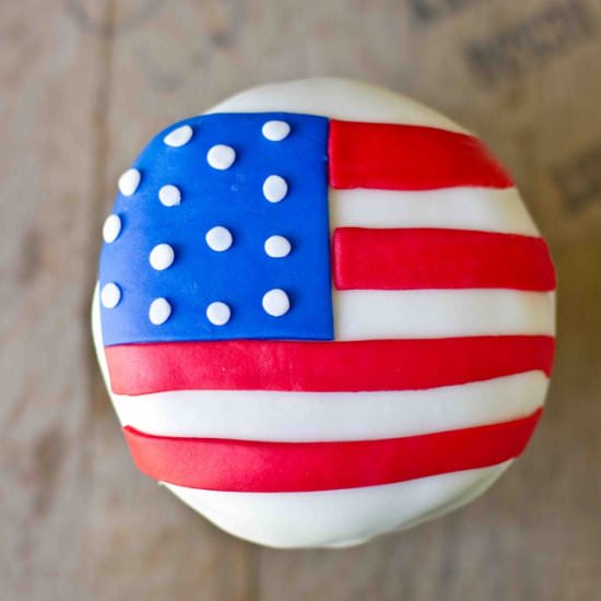 American Flag Mini Cake