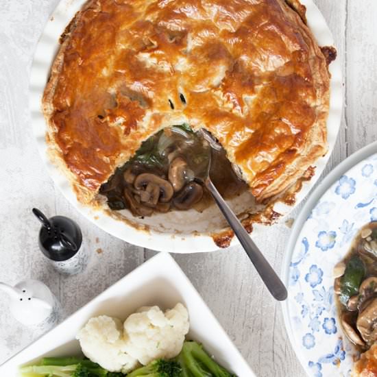 Spinach and mushroom puff pie