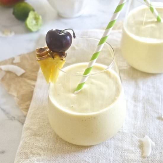 Tropical Mango Pineapple Smoothie
