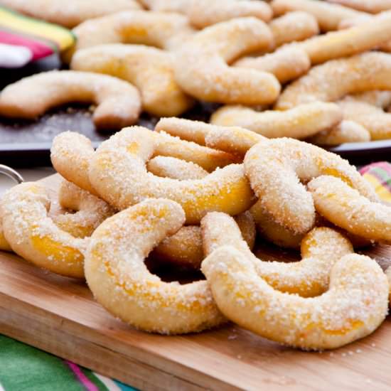 Half Moon Cookies with Orange Taste