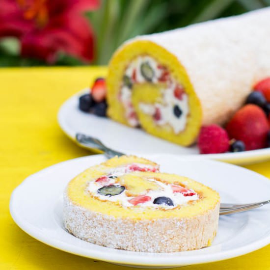 Berrylicious Roll Cake