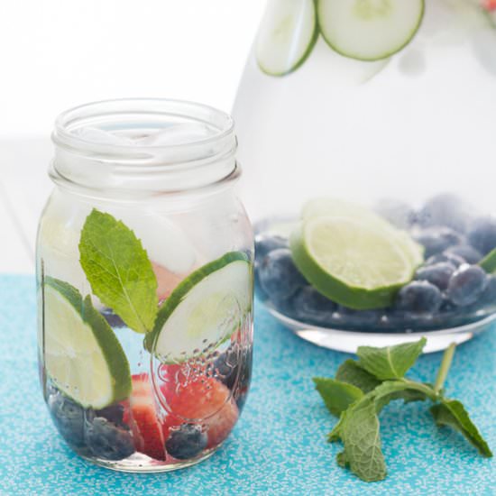 Refreshing Fruit Water