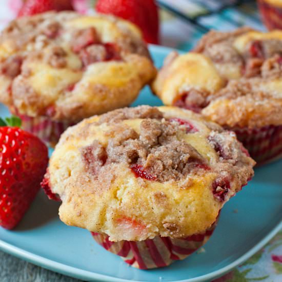 Strawberry Cheesecake Muffins