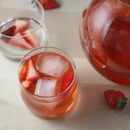 Strawberry-Rose Spritzer