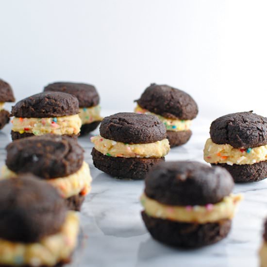 Mini Whoopie Pies (No Gluten/Dairy)
