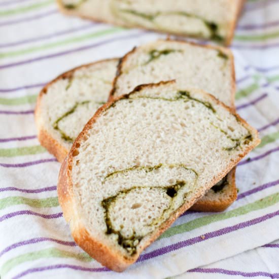 Pesto bread
