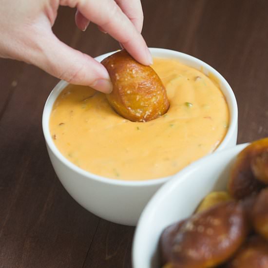 Soft Pretzel Nuggets w/Spicy Cheese