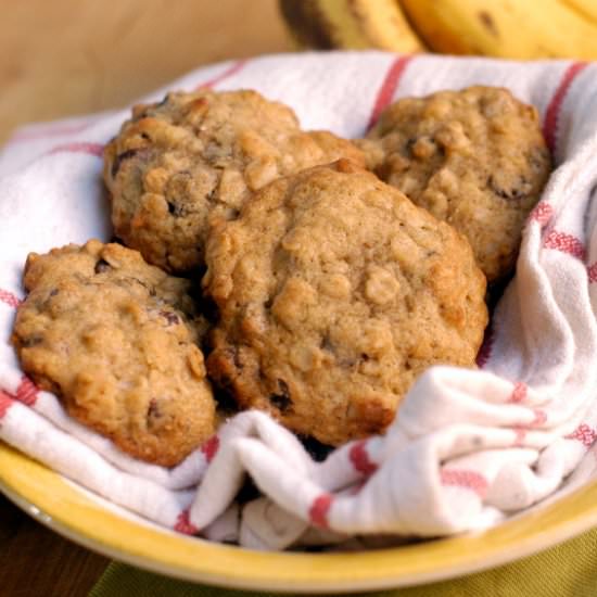 Banana-Walnut Chocolate Chip Cookie