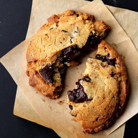 Dark Chocolate Peanut Butter Cookie
