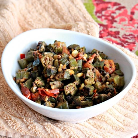 Okra Curry With Peanuts