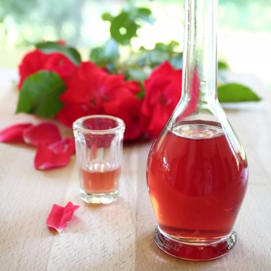 Roses Petals Liquor