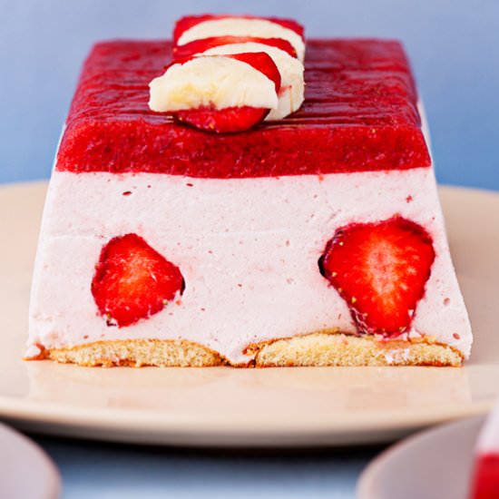 Strawberry Banana Mousse Cake