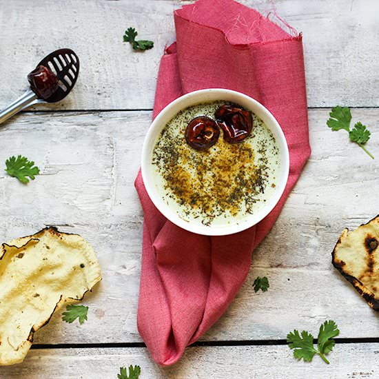 Lamb’s Quarters Yoghurt Dip