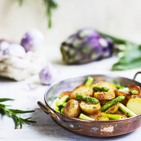 Mediterranean Pan Roasted Potatoes