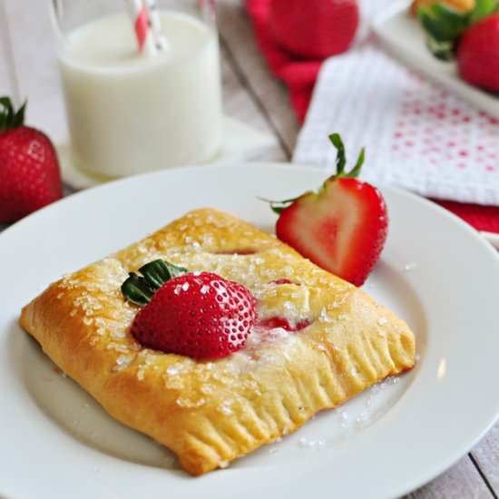 Strawberry Cream Cheese Pastries