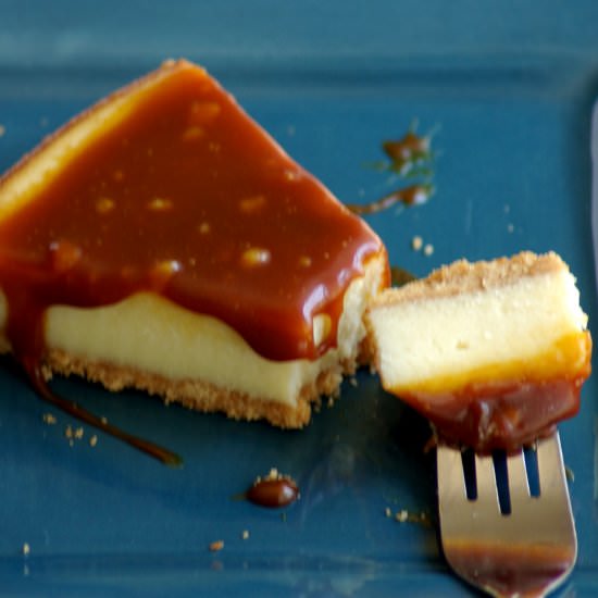 Cheese Cake with Caramel Topping