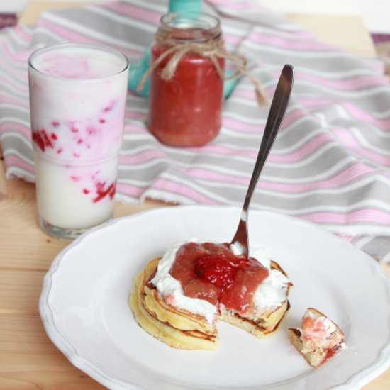 Curd Cheese Pancakes with Rhubarb