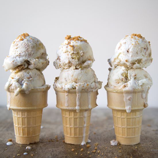 Banana Cheesecake Ice Cream