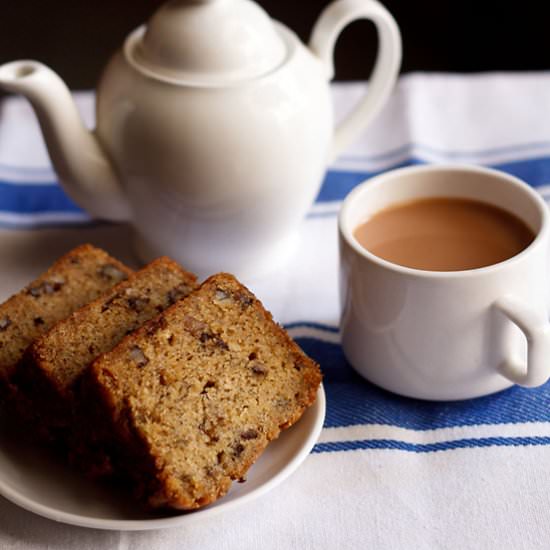 Eggless banana cake