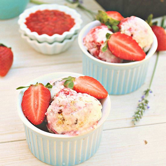strawberry cheesecake ice cream