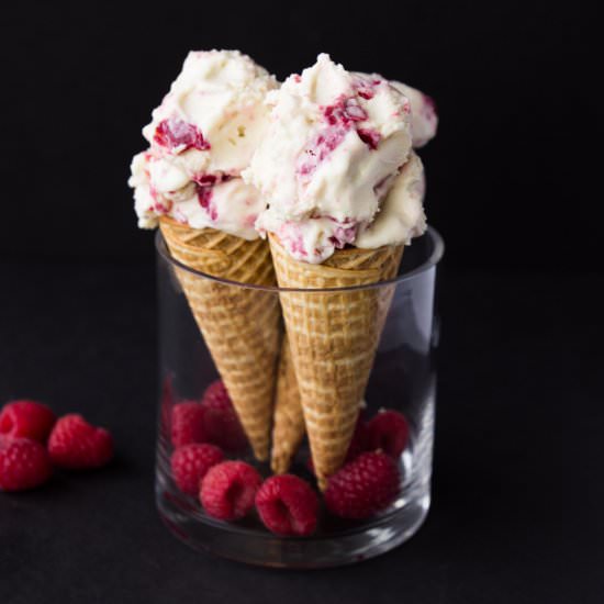 White Chocolate Greek Froyo