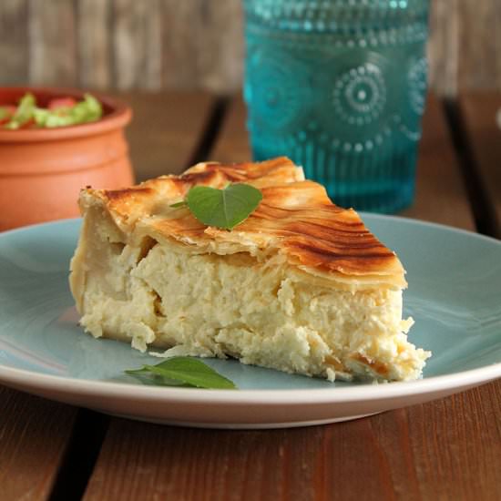 Cheese pie + tomato pasta