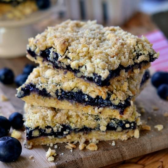 Blueberry Pie Oatmeal Crumble Bars