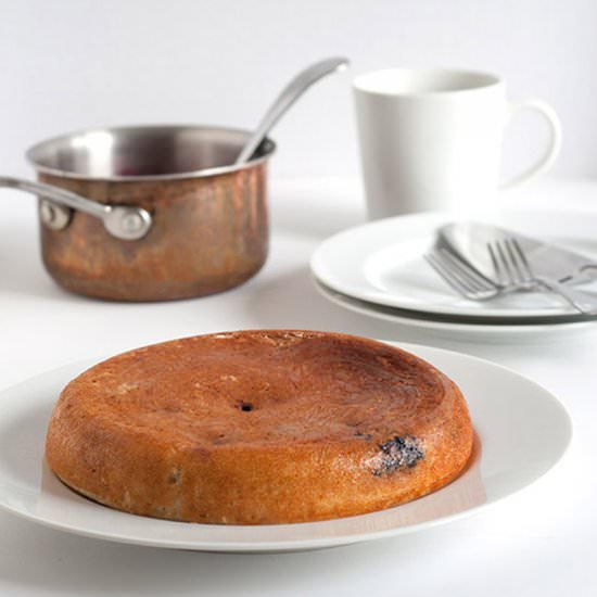Rice Cooker Berry Pancake