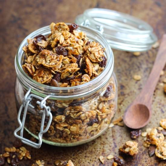 Superseed Cinnamon Raisin Granola