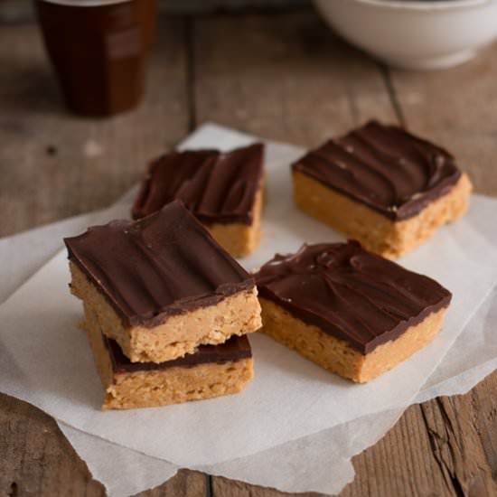 No-Bake Chocolate Peanut Butter Bar