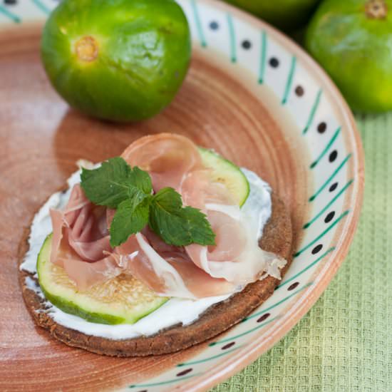 Flatbread with Fig and Ham