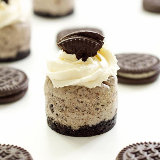 Cookies ‘n Cream Mini Cheesecakes