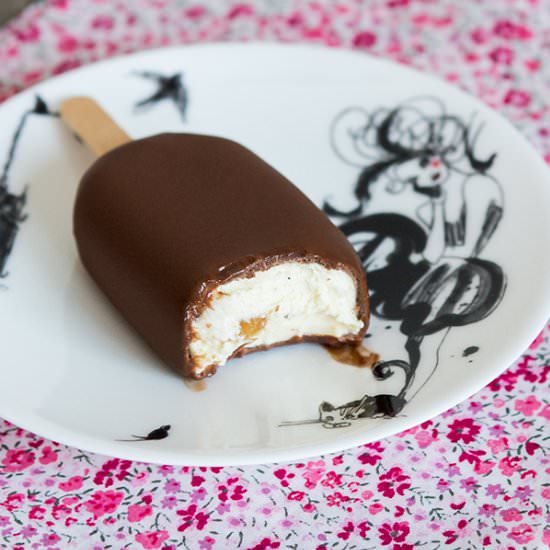Vanilla Ice Cream with Chocolate