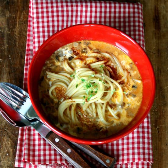 Spaghetti in Mushroom Paprika Soup