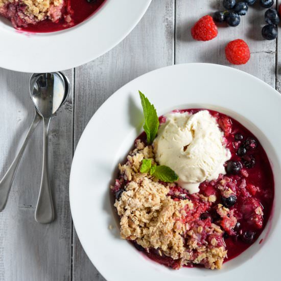Triple Berry Crisp