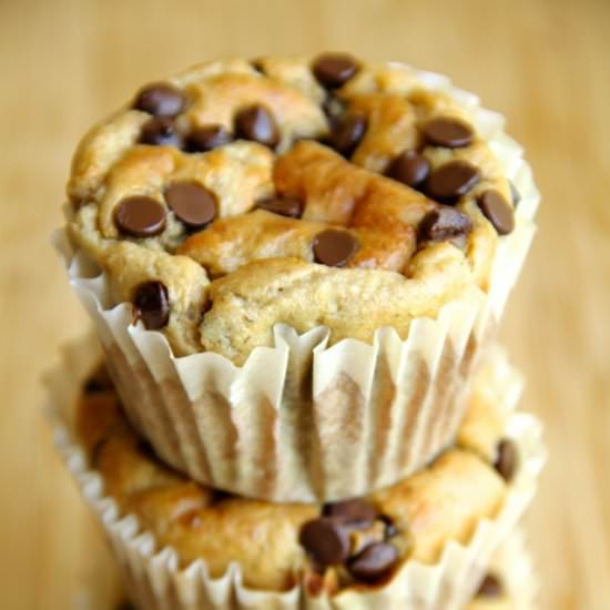 Banana Oat Greek Yogurt Muffins