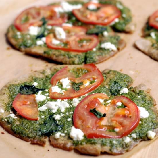 Pita pizzas with mint-arugula pesto
