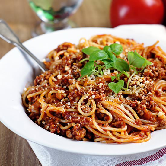 Classic spaghetti bolognese