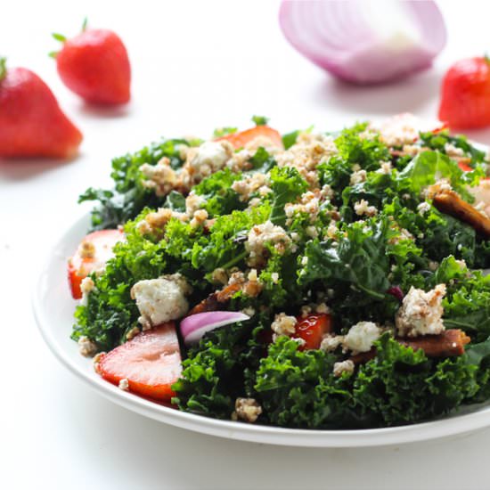 Strawberry Salad with Tempeh Bacon