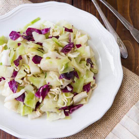Easy crunchy coleslaw