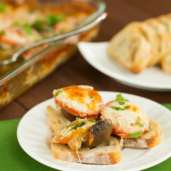 Cheesy Portobello-Tomato Appetizer