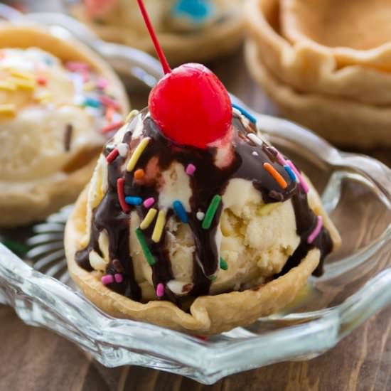 Pie Crust Ice Cream Bowls