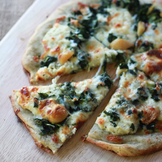 Roasted Garlic Spinach White Pizza