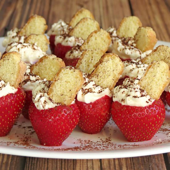 Tiramisu Stuffed Strawberries