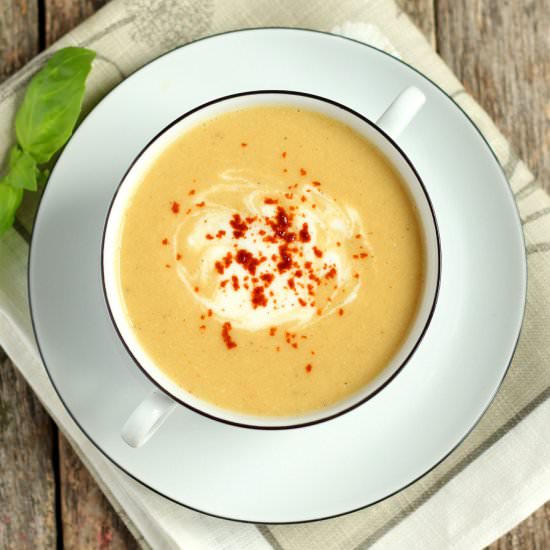 Cauliflower Soup with Curry