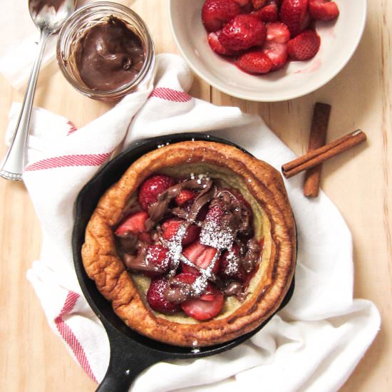 Dutch Baby with Roasted Strawberry